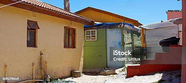 Editorial Un Municipio Pobres Cerca De Ciudad Del Cabo Sudáfrica Foto de stock y más banco de imágenes de Adulto