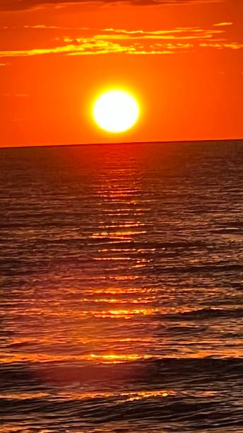 istock HAPPINESS-available from a sunset near you. 1696358149