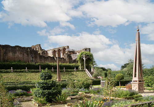 Kenilworth  England July 29th  2023  Kenilworth  castle  Elizabethan's  gardens  in full bloom on a sunny  day