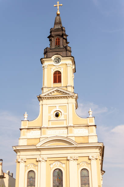 It's located in the center of Oradea and it's a great attraction. You can admire its architecture and the clock mechanism showing the phases of the moon