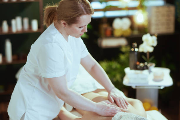 istock medical massage therapist do massage therapy 1697152546