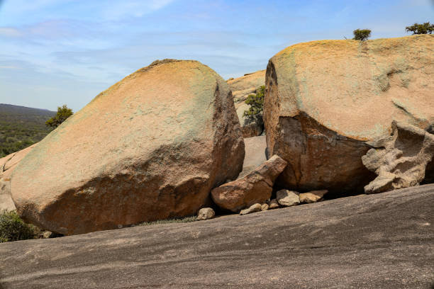 istock Granite Rock formations at the Enchanted Rock State Park, Texas 1697637089