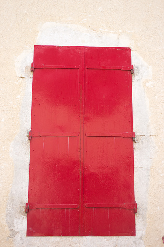 Le Vercors, France: Bright Red Shutters