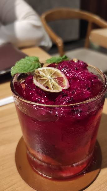 istock Mojito drink with dragon fruit and tea extract 1697833319