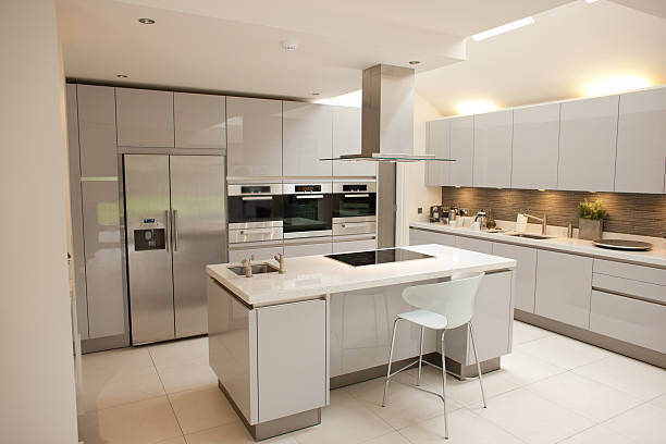interno di cucina moderna bianco, - contemporary furniture foto e immagini stock