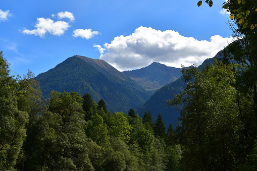 Schöne Landschaft mit Bergen im Passeier Tal in Südtirol