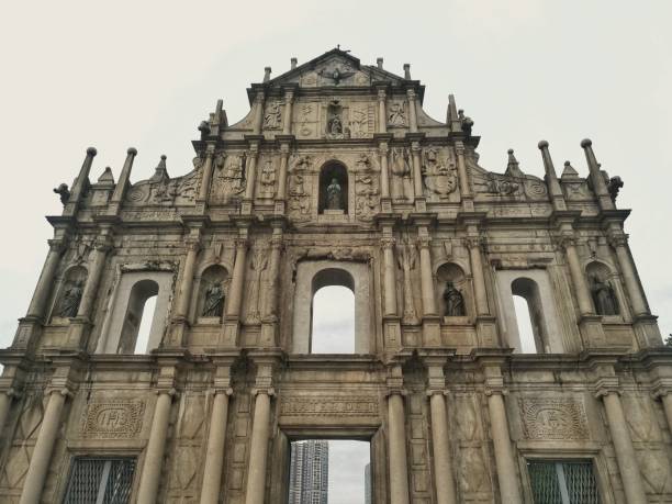 istock Ruins of Saint Paul's 1698819048