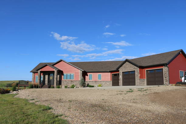 istock Large Rural Single Family Home Exterior 1698842751