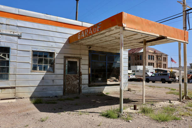 istock Abandoned mechanic garage in a western ghost town 1699159729