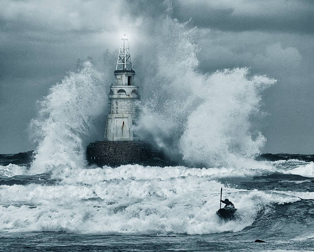 burza i latarnia morska - lighthouse storm sea panoramic zdjęcia i obrazy z banku zdjęć