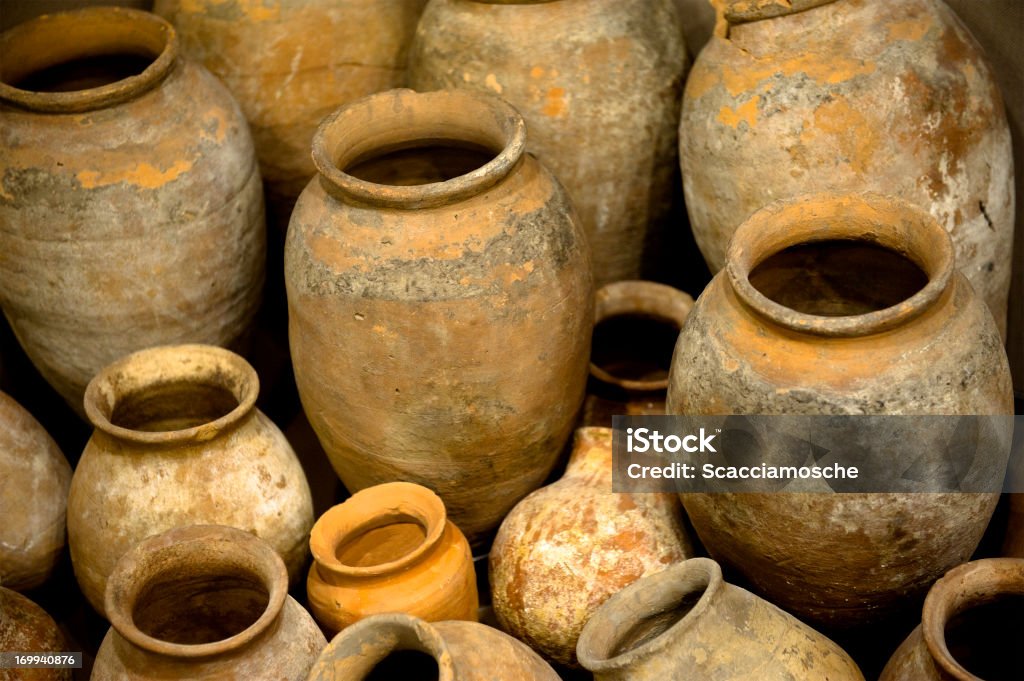 Amphorae - Foto stock royalty-free di Prodotti in ceramica