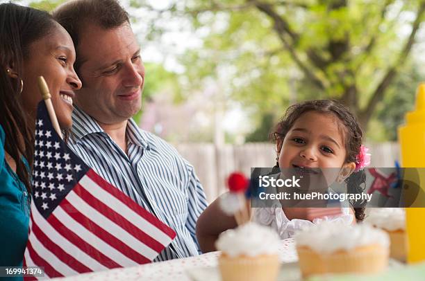 Family 4th Of July Picnic Stock Photo - Download Image Now - Fourth of July, Family, Barbecue - Social Gathering