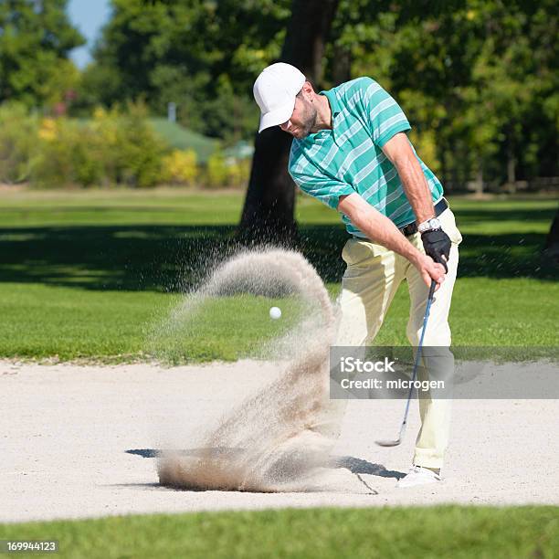 Golfista Em Obstáculo - Fotografias de stock e mais imagens de Golfe - Golfe, Obstáculo, 20-29 Anos