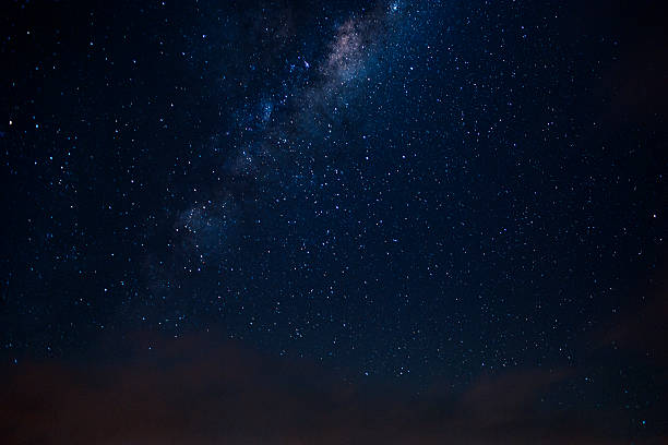 milkyway seen from the southern skies - galaxy stockfoto's en -beelden