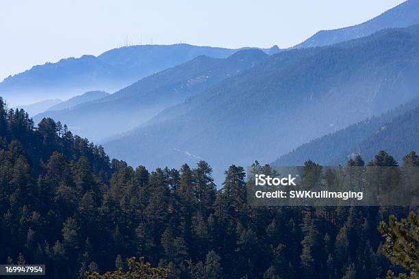 Ute Pass Nella Foresta Nazionale Di Picco - Fotografie stock e altre immagini di Colorado - Colorado, Ute Pass, Montagna