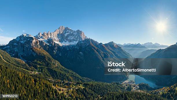 Alleghe Stockfoto und mehr Bilder von Herbst - Herbst, Tal, Alpen