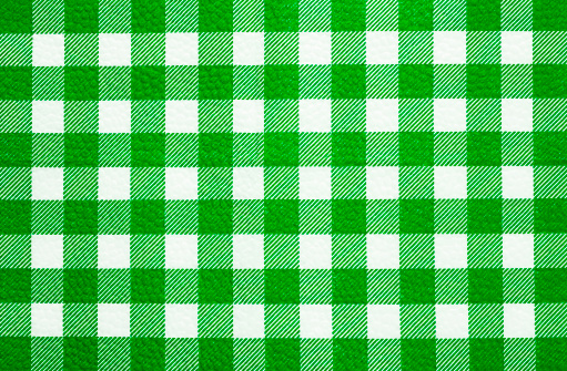 Tablecloth made of linen with green and white pattern