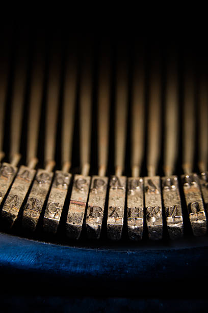metallo vintage macchina da scrivere martelli - typewriter hammer retro revival typebar foto e immagini stock