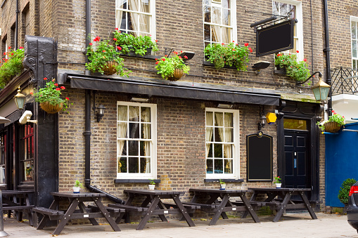Old English tavern in London, UK.