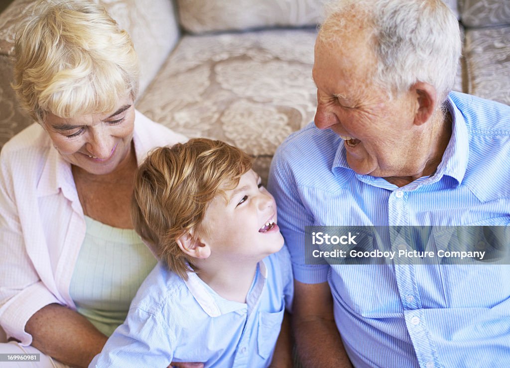 Seguridad en su amor - Foto de stock de Abuela libre de derechos