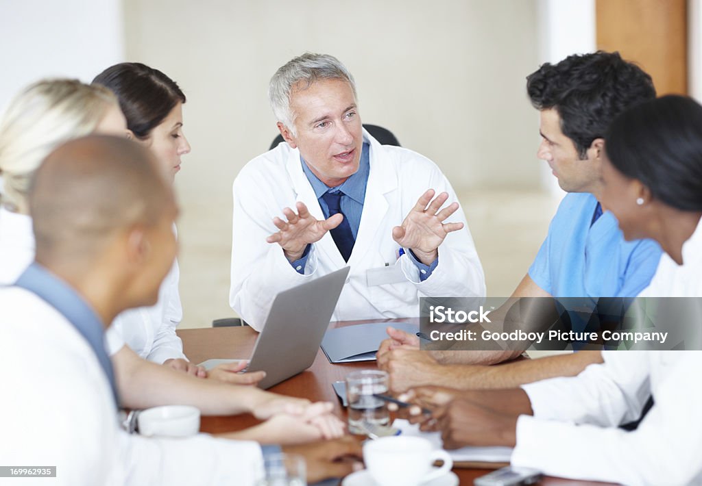 Personal médico trabajando juntos - Foto de stock de Adulto libre de derechos