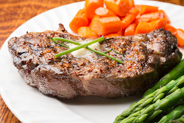 istock Big Kobe New York Steak 169975037