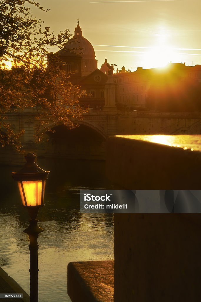 Roma, Sant Angelo Ponte al tramonto. - Foto stock royalty-free di Acqua
