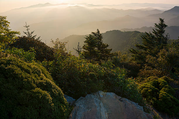 istock Sunrise in the Smoky Mountains 169981173