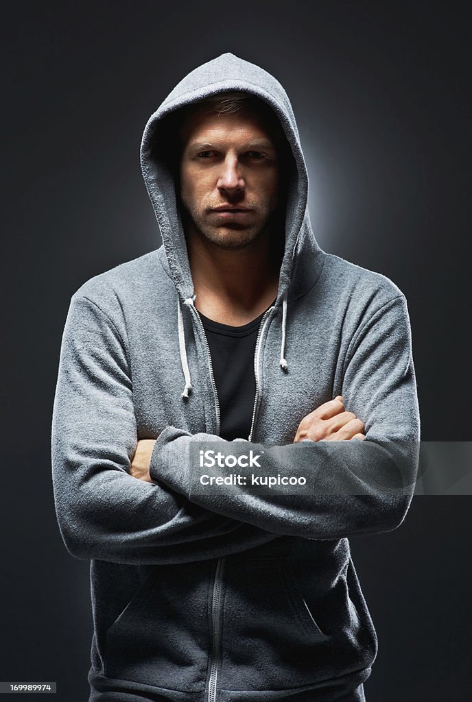 Urban man in focus - Foto de stock de Camisa con capucha libre de derechos