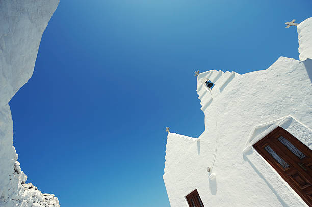 istock Classic White Greek Church Mykonos 169992297