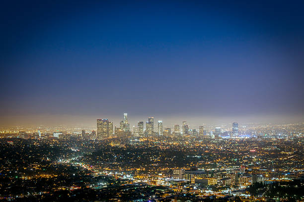 città di los angeles, california - city of los angeles city life cityscape night foto e immagini stock