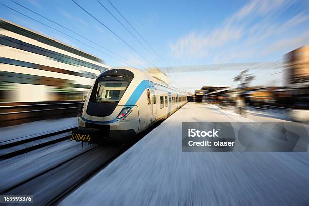 Commuter Train Stockfoto und mehr Bilder von Eisenbahn - Eisenbahn, Geschwindigkeit, Schweden