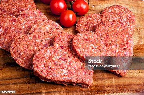 Tierra De Carne Foto de stock y más banco de imágenes de Carne - Carne, Símbolo en forma de corazón, Alimento