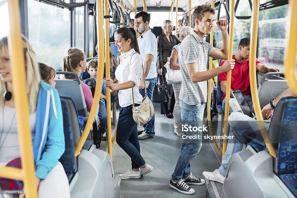 Personas en el autobús. - Foto de stock de Autobús libre de derechos