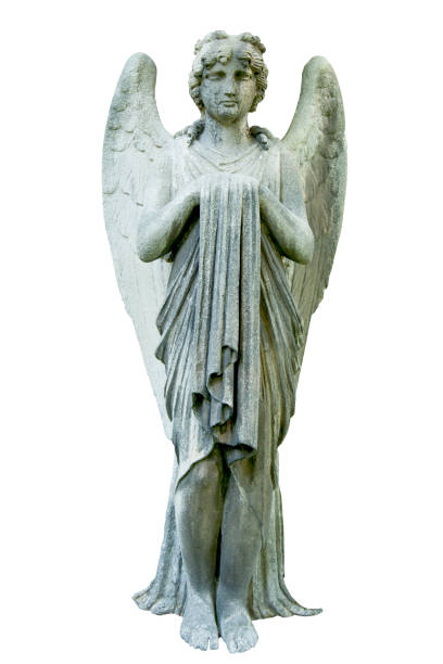 винтажное изображение грустного ангела на �кладбище на белом фоне - statue angel marble white стоковые фото и изображения