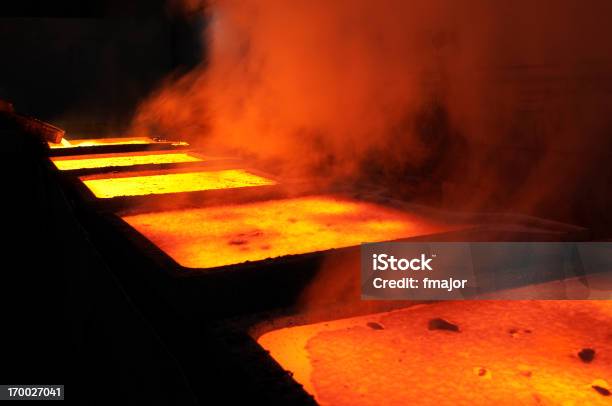 Metalurgia - Fotografias de stock e mais imagens de Cobre - Cobre, Amarelo, Calor