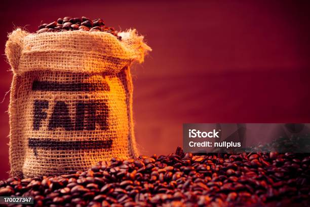 Fairtrade コーヒー豆 - オーガニックのストックフォトや画像を多数ご用意 - オーガニック, クローズアップ, コーヒー栽培