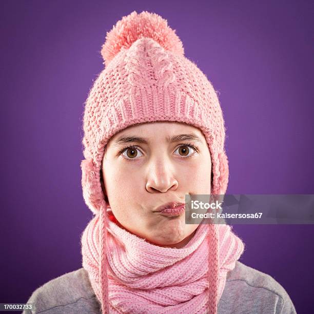 Foto de Skeptical Adolescente e mais fotos de stock de Criança - Criança, Humor, Olhar para a Câmera