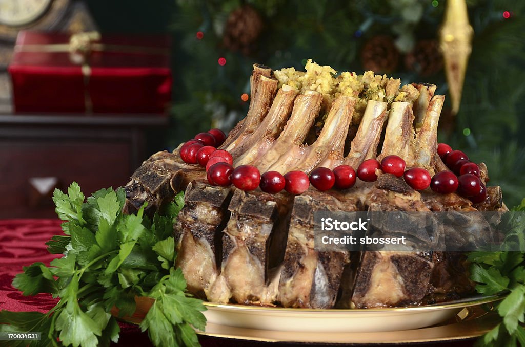 Crown assada de carne suína - Foto de stock de Crown Roast royalty-free