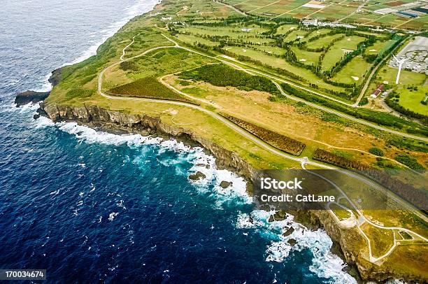 Okinawa Japón Vista Aérea Foto de stock y más banco de imágenes de Ariel - Ser mítico - Ariel - Ser mítico, Cabo - Característica costera, Acantilado