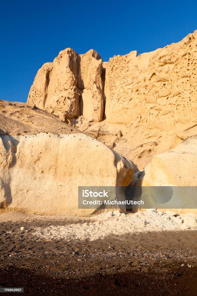 Scogliere di pomice Vlychada, Santorini - Foto stock royalty-free di Ambientazione esterna