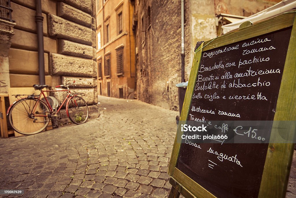 Menu do restaurante na rua em Roma - Foto de stock de Restaurante royalty-free