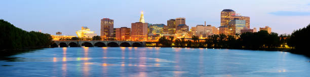 istock Scenic skyline view of Hartford, CT 170055827