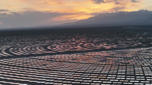 Concentrated solar power stations: realizing the huge potential of clean energy