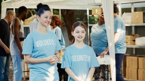 istock Mother And Child Support Hunger Relief 1700710001