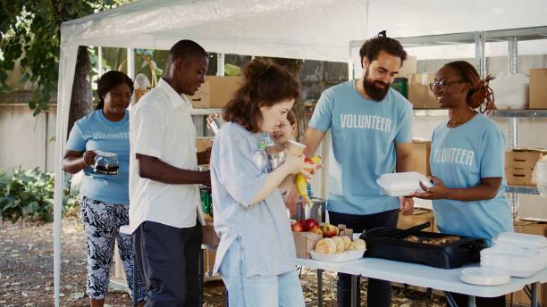 istock Non-Profit Food Bank Offering Support 1700829564