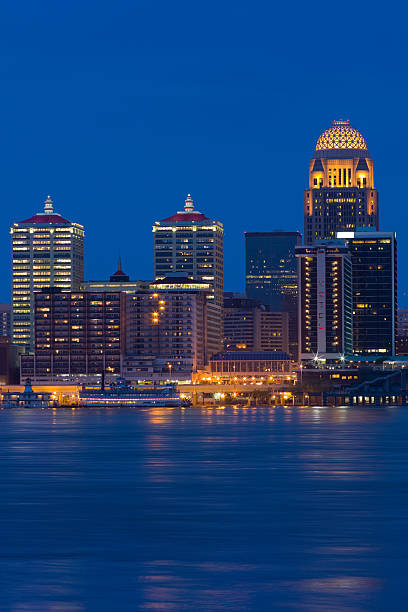 istock Louisville, Kentucky, USA 170086004