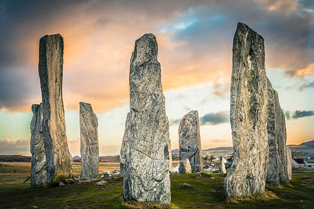 callanish pietre erette, isola di lewis - stone circle foto e immagini stock