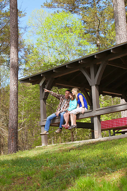 istock family outdoor 170114495