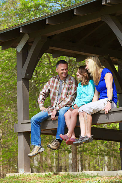 istock family outdoor 170114860